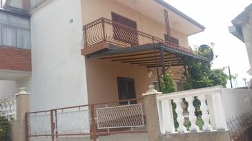 apartman Rogoznica