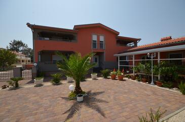 apartman Vir